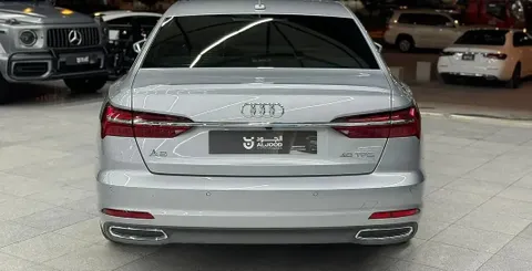 Discover undefined undefined Exterior Interior Images.Find all aspects and details of cars.