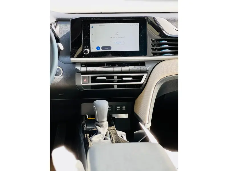 Toyota Camry 2025