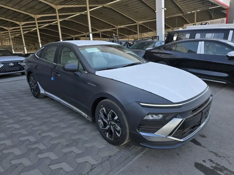 Discover undefined undefined Exterior Interior Images.Find all aspects and details of cars.