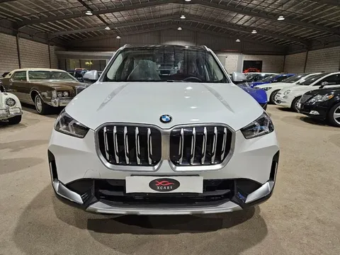 Discover undefined undefined Exterior Interior Images.Find all aspects and details of cars.