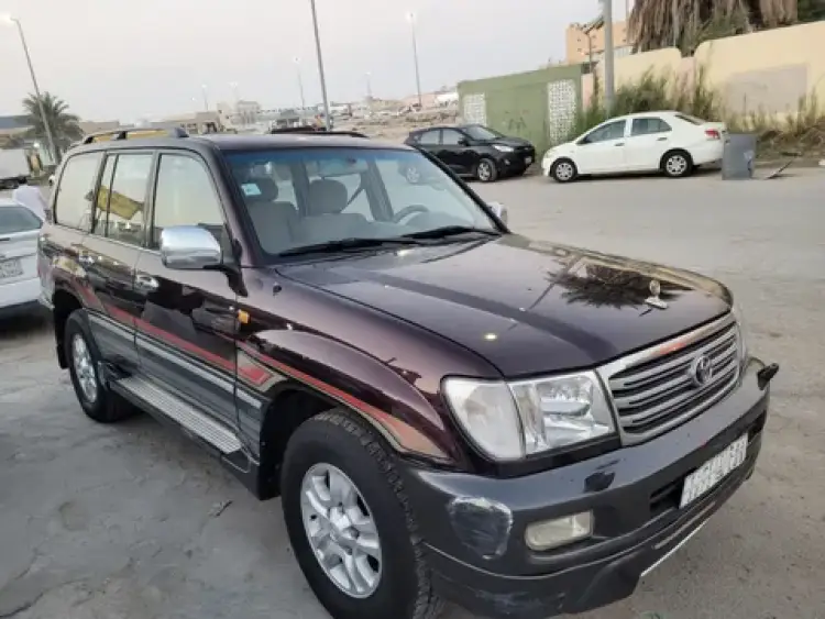 toyota toyota-land-cruiser image Toyota Land Cruiser 2004
