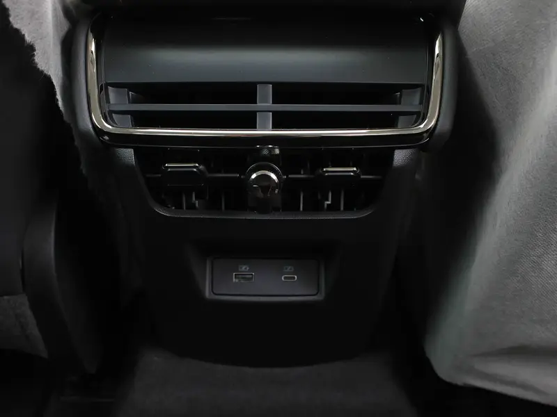 Ford Taurus 2025