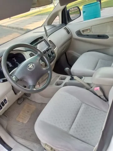 Toyota Innova 2011