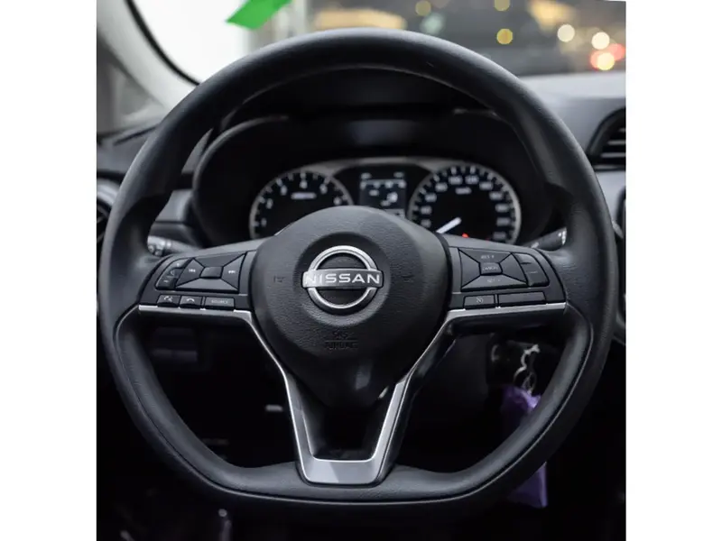 Nissan Sunny 2024