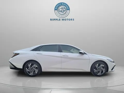 Discover undefined undefined Exterior Interior Images.Find all aspects and details of cars.
