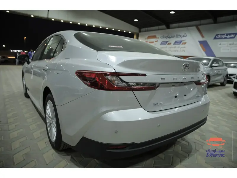 Toyota Camry 2025