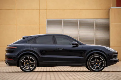 Discover undefined undefined Exterior Interior Images.Find all aspects and details of cars.