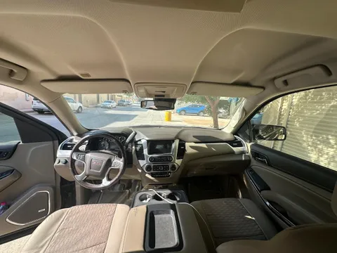 Discover undefined undefined Exterior Interior Images.Find all aspects and details of cars.