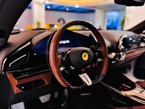 Discover undefined undefined Exterior Interior Images.Find all aspects and details of cars.