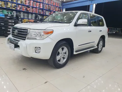 Toyota Land Cruiser 2014