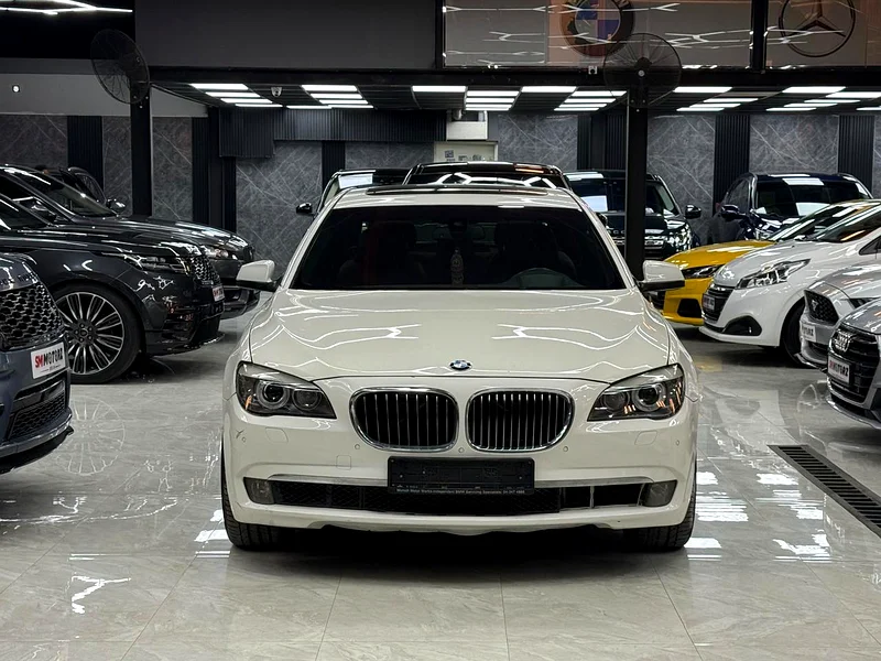 BMW 7 Series 2012