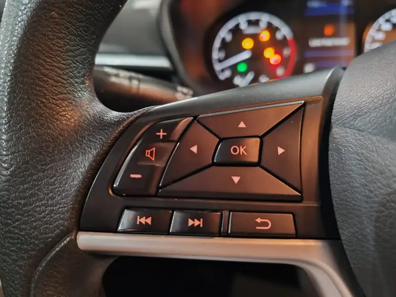 Nissan Altima 2021