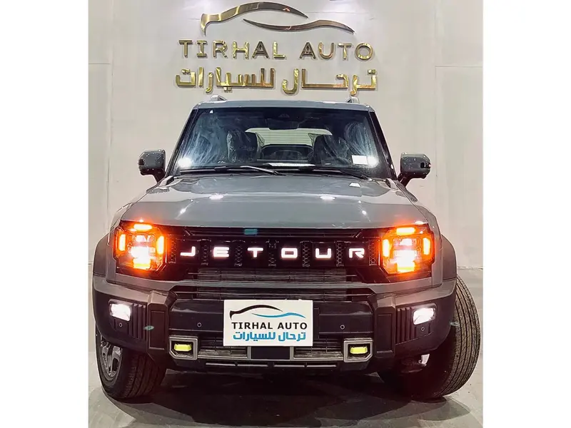 Discover undefined undefined Exterior Interior Images.Find all aspects and details of cars.