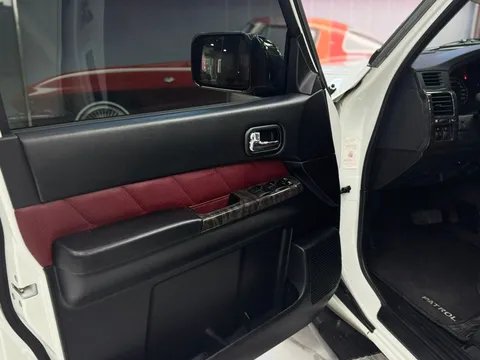 Nissan Patrol Super Safari 4.8L Automatic 2024