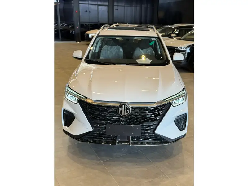Discover undefined undefined Exterior Interior Images.Find all aspects and details of cars.
