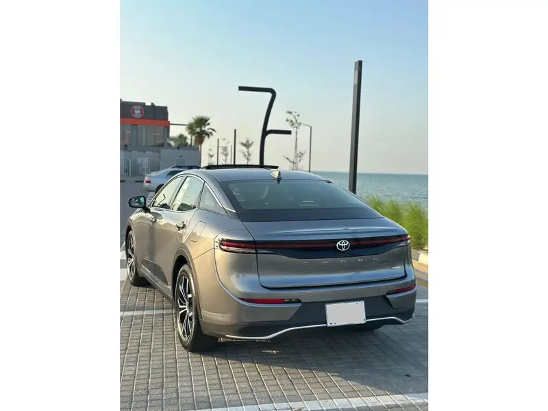 Toyota Crown 2023