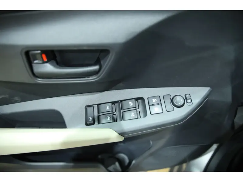 Discover undefined undefined Exterior Interior Images.Find all aspects and details of cars.