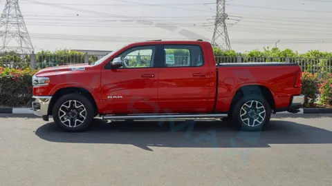 New RAM 1500 Laramie Crew Cab 2025