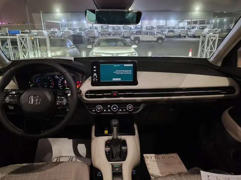 Discover undefined undefined Exterior Interior Images.Find all aspects and details of cars.