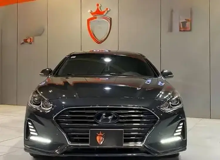 hyundai hyundai-sonata image Hyundai Sonata 2019