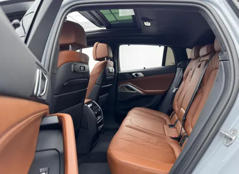 BMW X6 M60i xDrive 2024