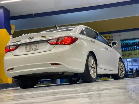 Hyundai Sonata 2011