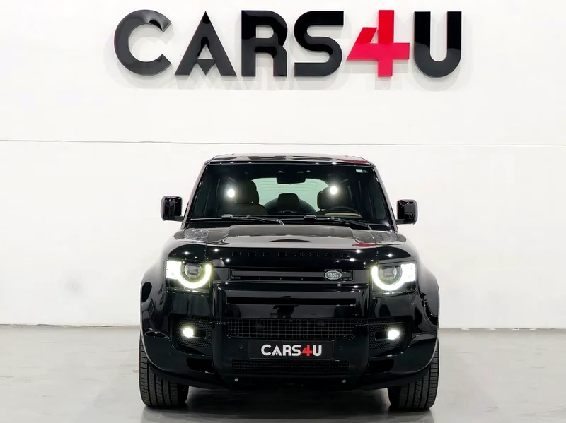 لاند روفر ديفندر 2025