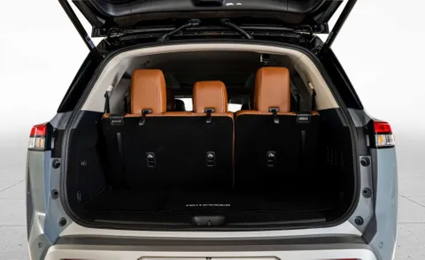 Nissan Pathfinder 3.5L SL 4WD 2024