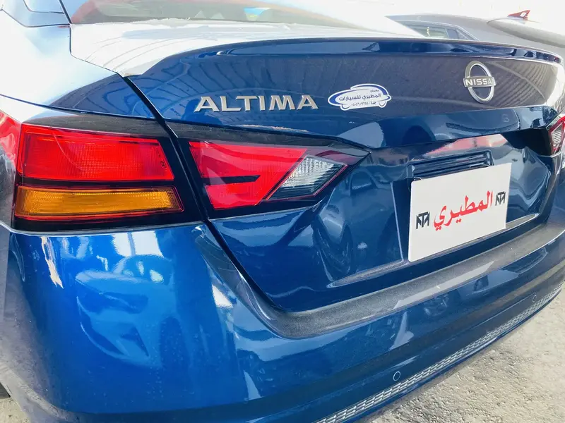 Nissan Altima 2024