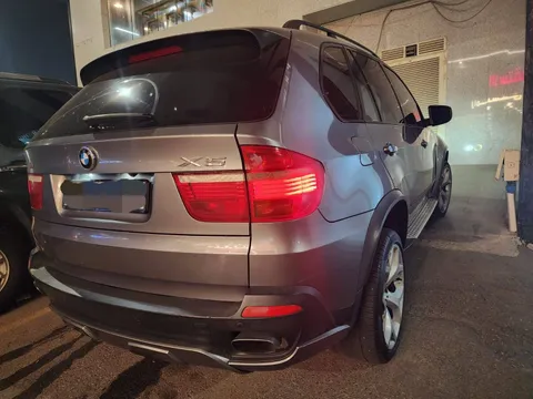 Discover undefined undefined Exterior Interior Images.Find all aspects and details of cars.