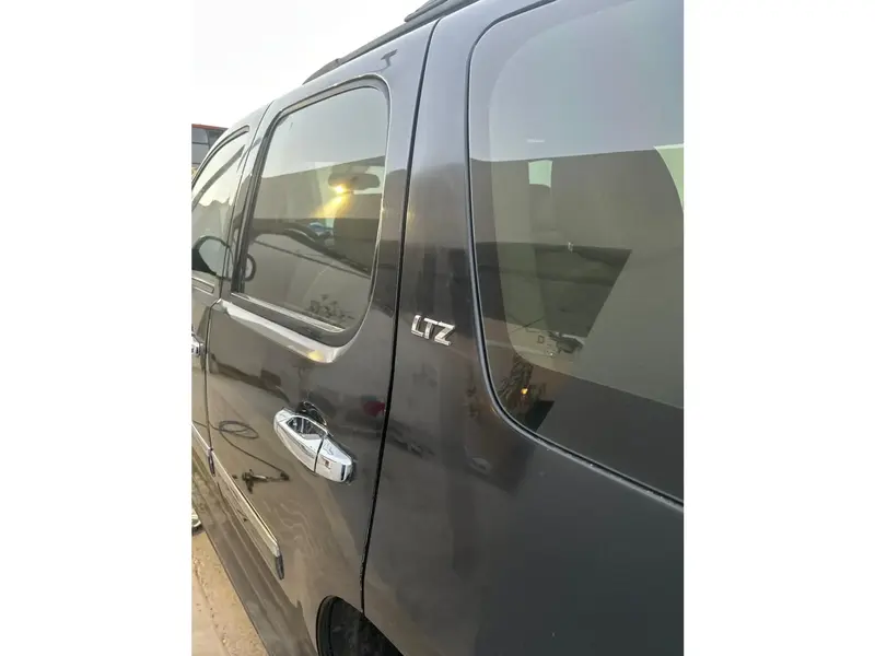 Chevrolet Tahoe 2013