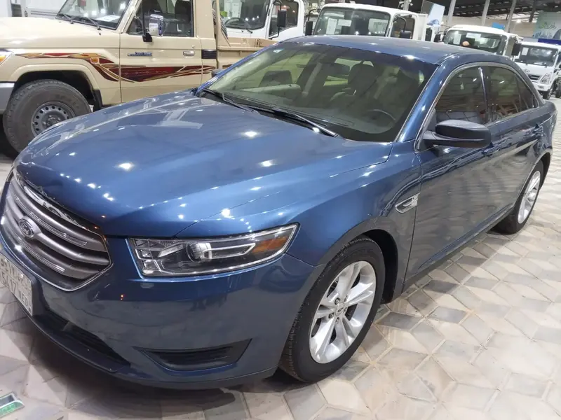 Discover undefined undefined Exterior Interior Images.Find all aspects and details of cars.