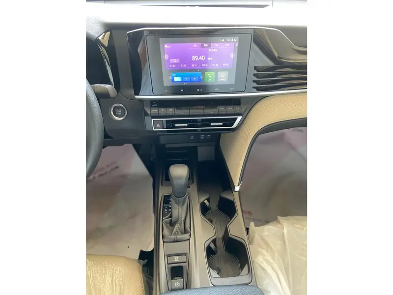 Toyota Camry 2025