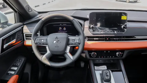 New Mitsubishi Outlander 2.5L GLX Full Option AWD 2025