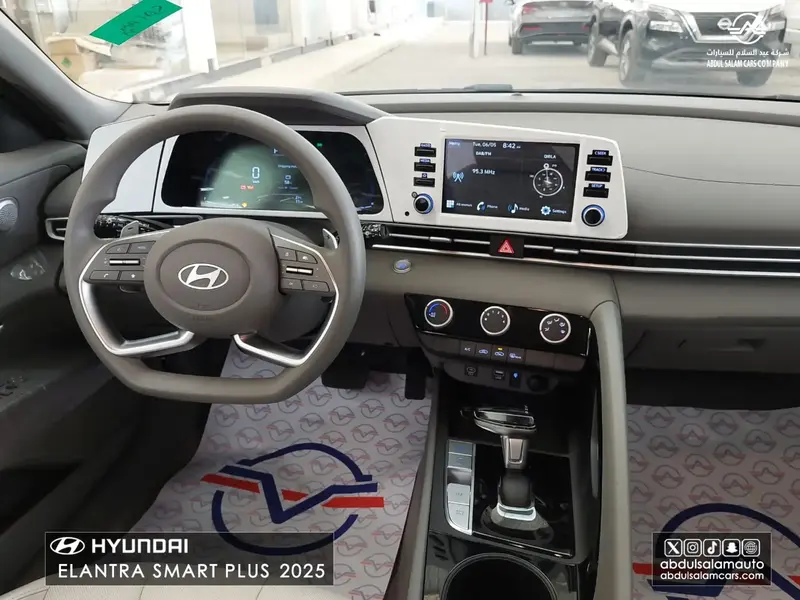 Hyundai Elantra 2025