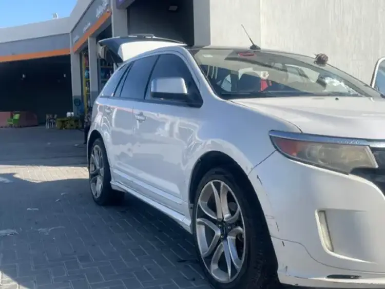 ford edge image Ford Edge 3.7L Sport 2014