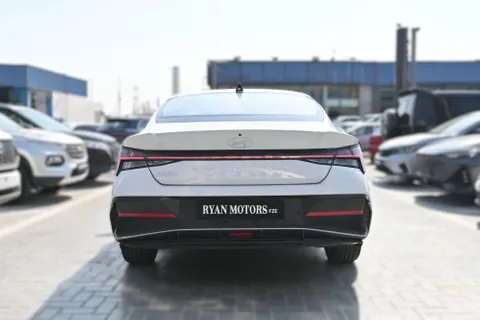 New Hyundai Elantra 2024