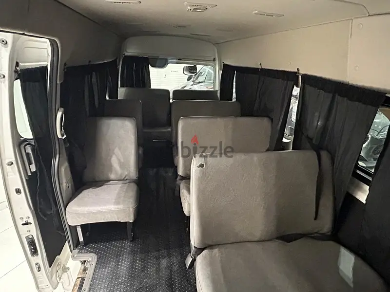 Nissan Urvan 2014