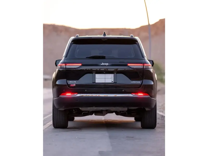 Jeep Grand Cherokee 2023