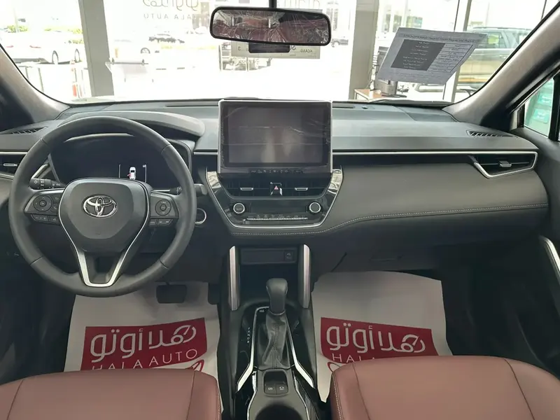 Discover undefined undefined Exterior Interior Images.Find all aspects and details of cars.