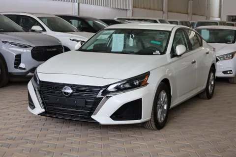 Discover undefined undefined Exterior Interior Images.Find all aspects and details of cars.
