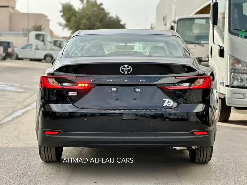 Toyota Camry 2025