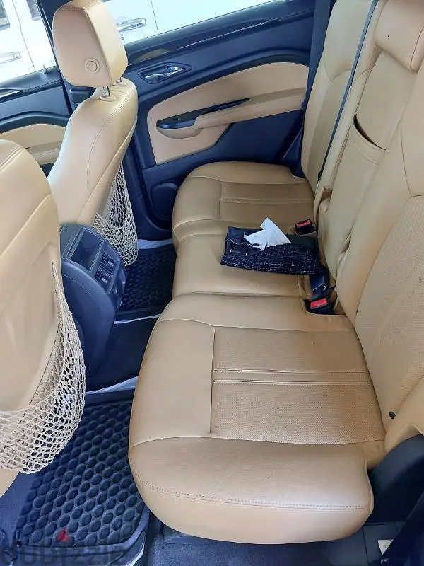 كاديلاك SRX 2014