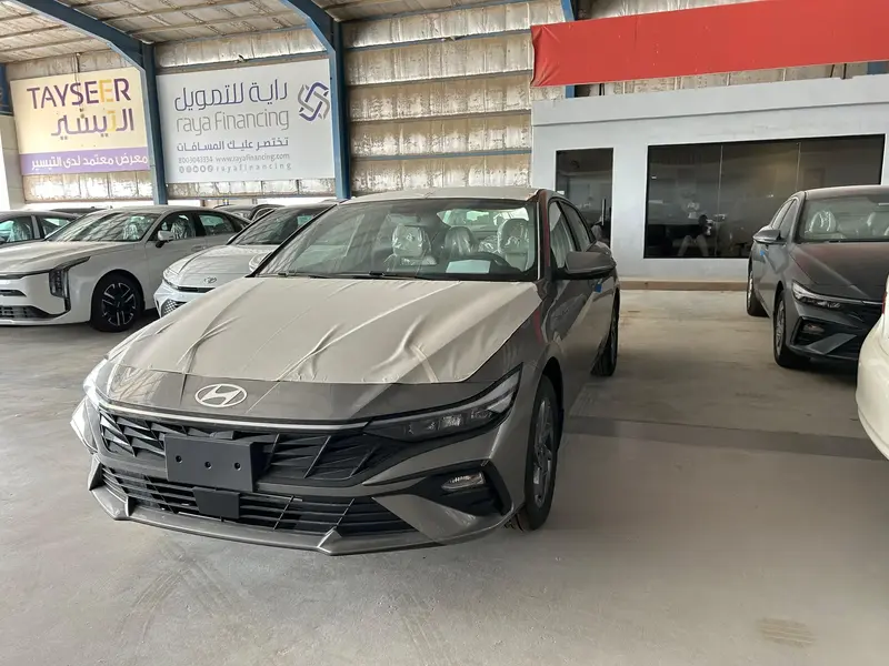 Hyundai Elantra 2025