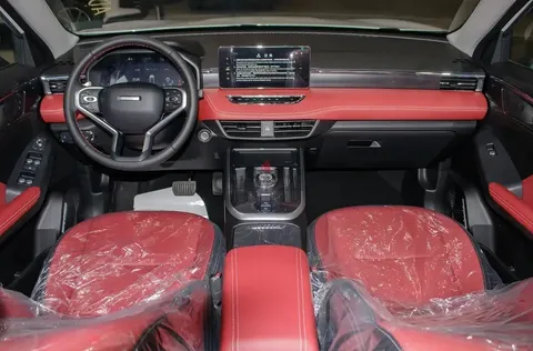 Discover undefined undefined Exterior Interior Images.Find all aspects and details of cars.