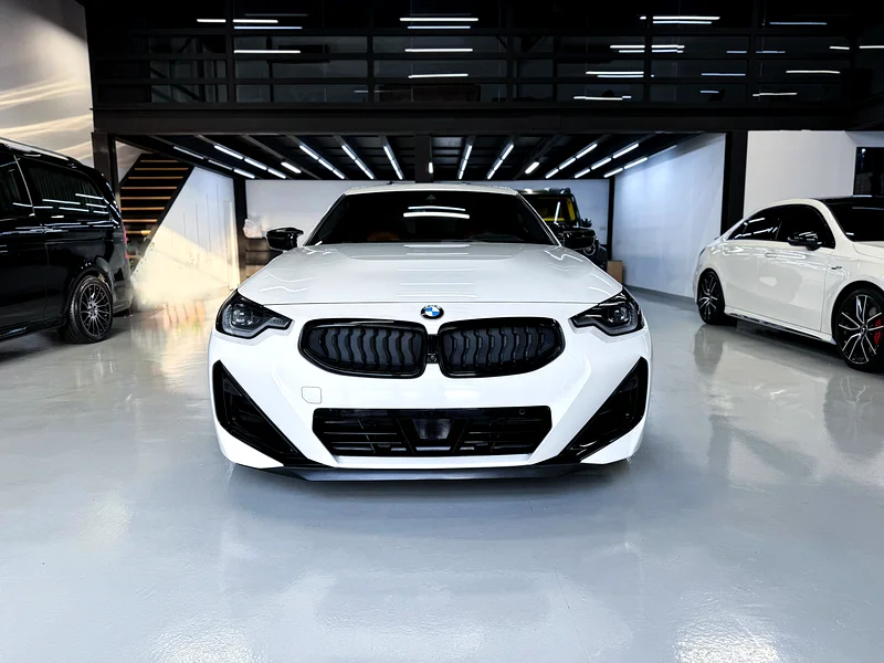 بي ام دبليو الفئة الثانية 2022