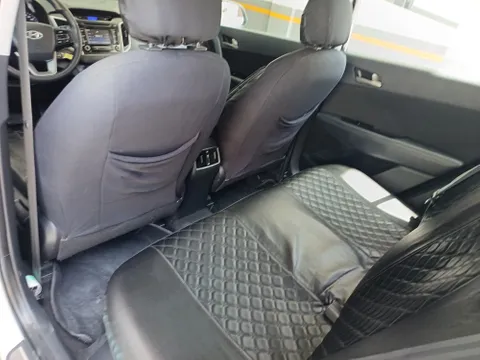 Discover undefined undefined Exterior Interior Images.Find all aspects and details of cars.