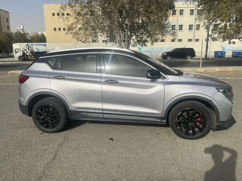 Geely Coolray 2022