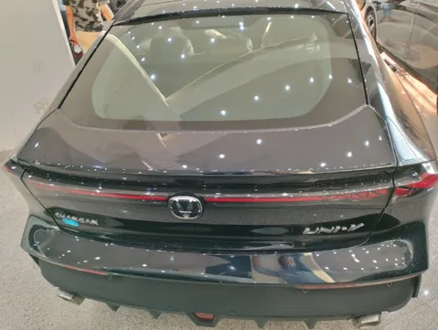 Discover undefined undefined Exterior Interior Images.Find all aspects and details of cars.