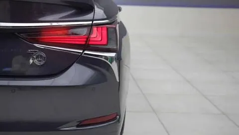 Discover undefined undefined Exterior Interior Images.Find all aspects and details of cars.